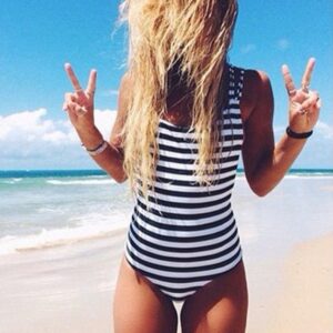 angelsin-siyah-beyaz-cizgili-sik-mayokini-mayokini-tankini-angelsin-5575-19-B-1.jpg